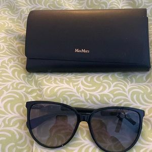 Women’s sunglasses